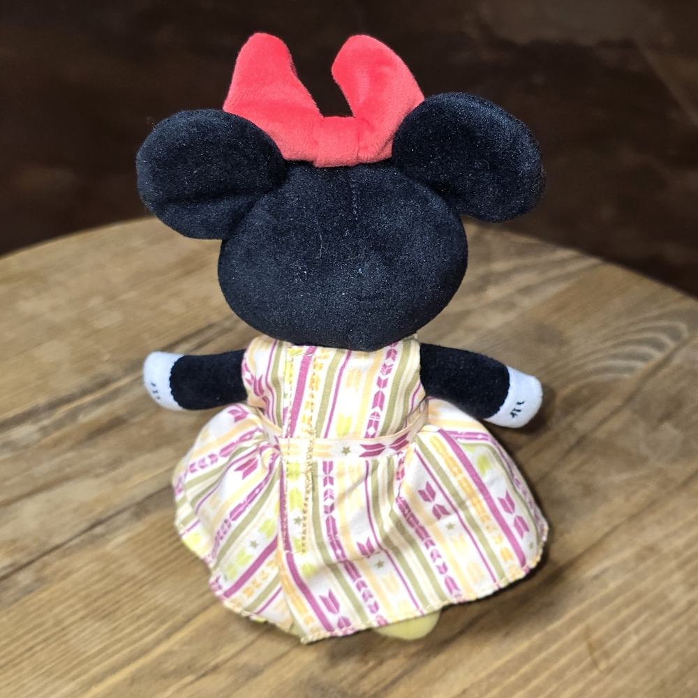 Disney nuiMOs Minnie Mouse Plush w/ Printed Wrap Dress - Picture 2 of 7